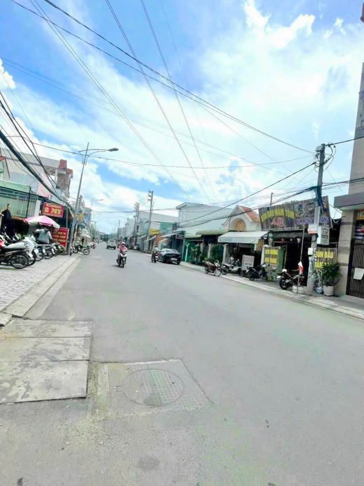 Nhà mặt tiền đường Trần Nam Phú, quận Ninh Kiều, 104.5m² giá 8 tỷ - Đầu tư sinh lời ngay!