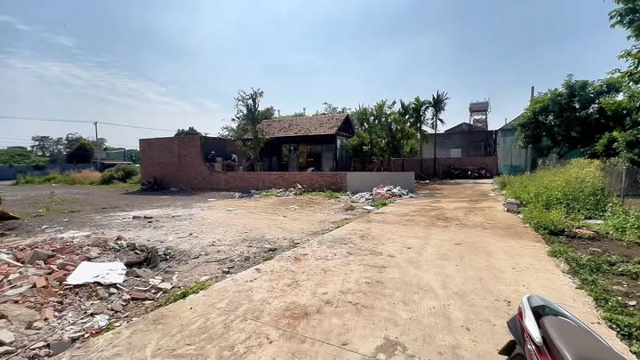 Nhà đẹp phường Bảo Vinh, Long Khánh 97.5m² giá 1.59 tỷ - Sổ riêng, thổ cư