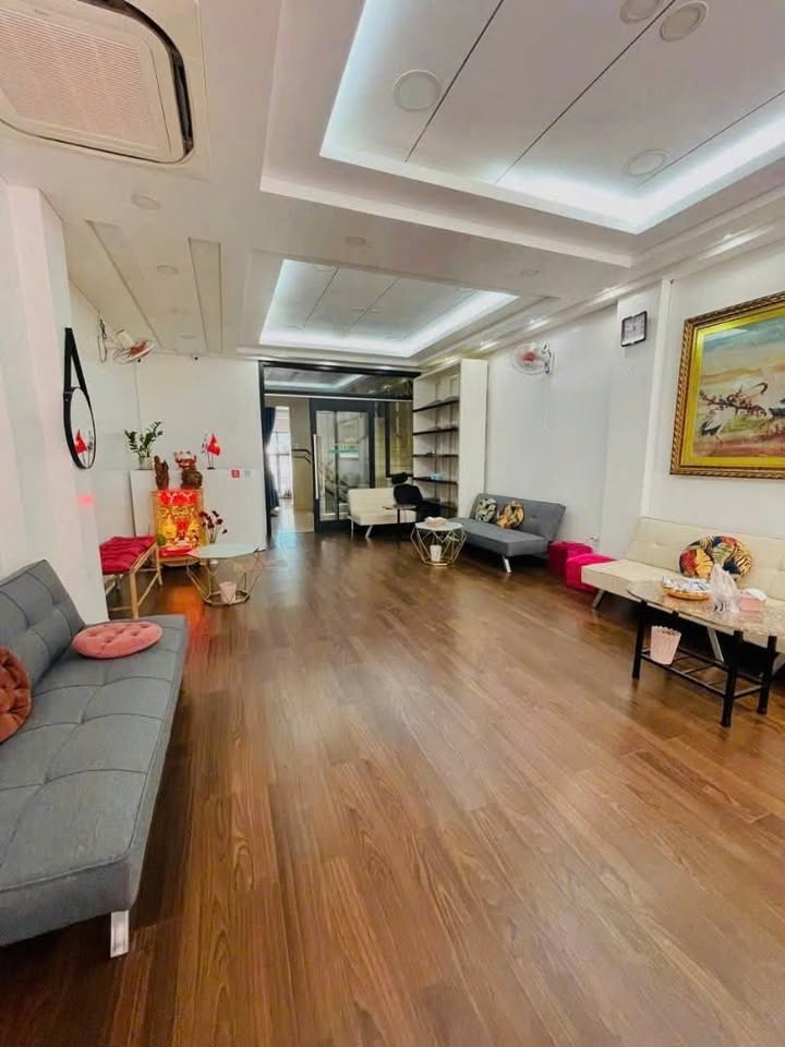 Nhà Kinh Doanh 5 Tầng 9PN - Hà Quang 2, Nha Trang - Chỉ 28 triệu/tháng!