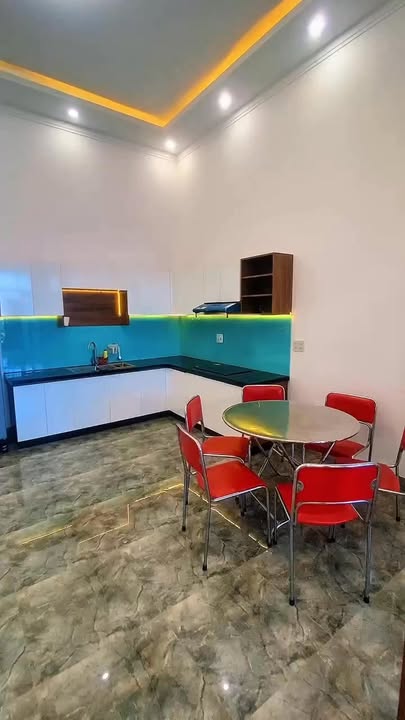 Nhà mới bán tại Phường Trà Bá, Pleiku 135m² - Full nội thất, sân ô tô rộng rãi!