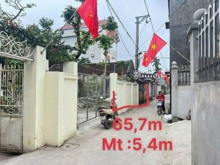 Đất thổ cư An Thượng Hoài Đức 657m² giá 4.5 tỷ - Ô tô ngủ trong nhà!