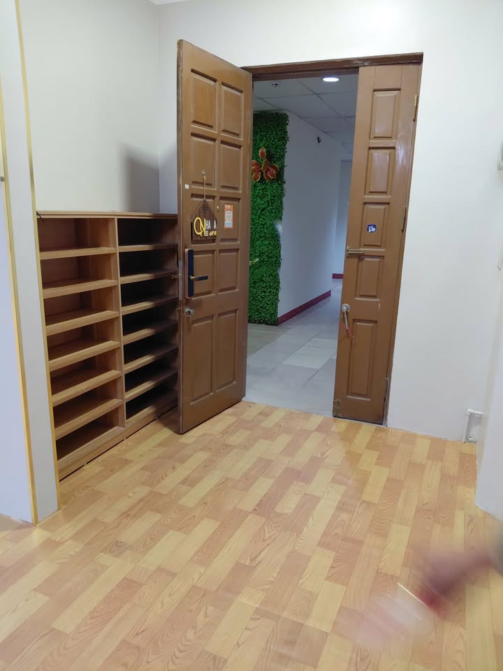 Căn hộ chung cư M3-M4 Nguyễn Chí Thanh 165m² giá 19 triệu - Không gian rộng rãi, tự do thiết kế!