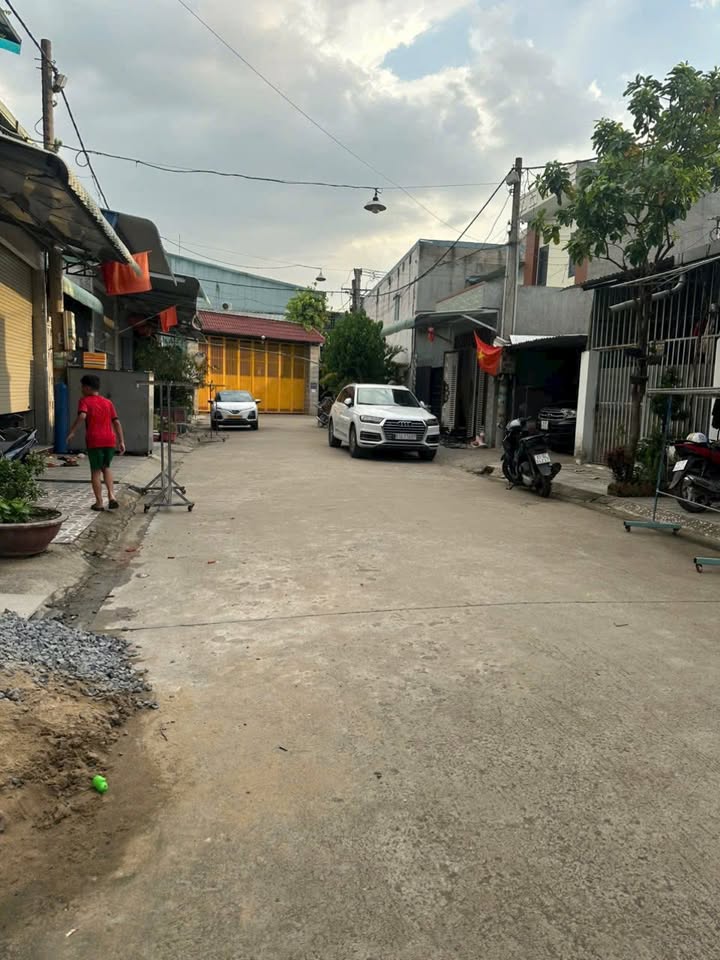 Đất sổ hồng riêng Tân Đông Hiệp 60m² giá 2.29 tỷ - Xây dựng tự do!