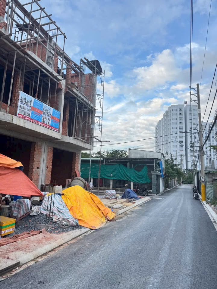 Bán đất hẻm 94 Vườn Lài, Quận 12 - Diện tích 100.2m², Giá chỉ 6.1 tỷ!