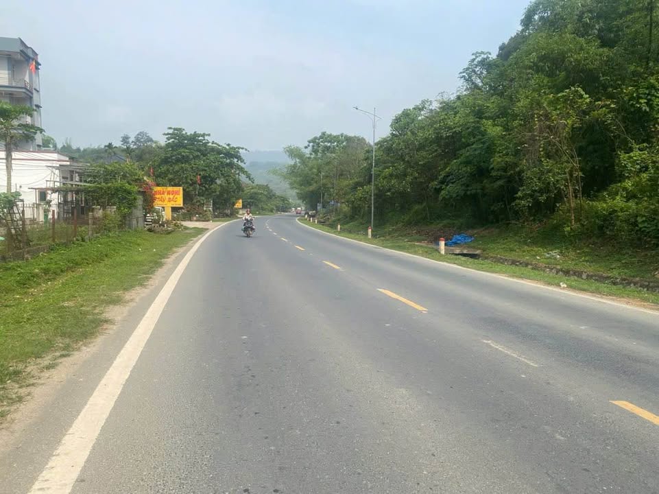 Đất nền Lương Sơn Hòa Bình 2781m² giá 8.34 tỷ - Tiềm năng phát triển lớn!