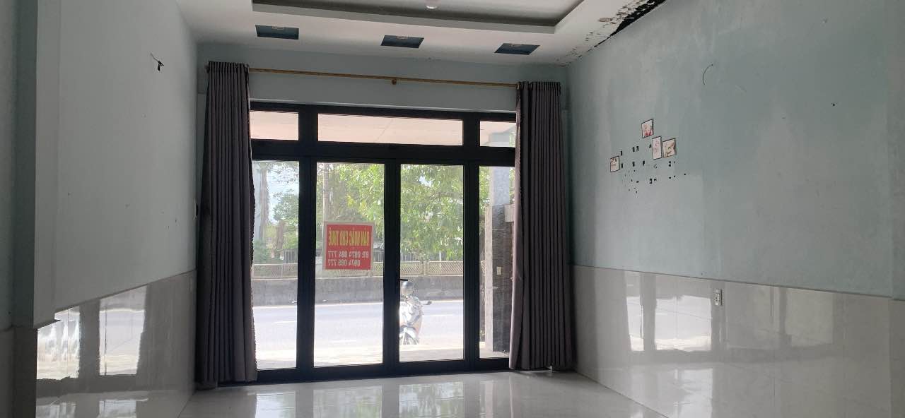 Cho thuê mặt bằng kinh doanh tại 103 Lê Duẩn, Đông Hà - Thích hợp làm văn phòng và nhà ở!