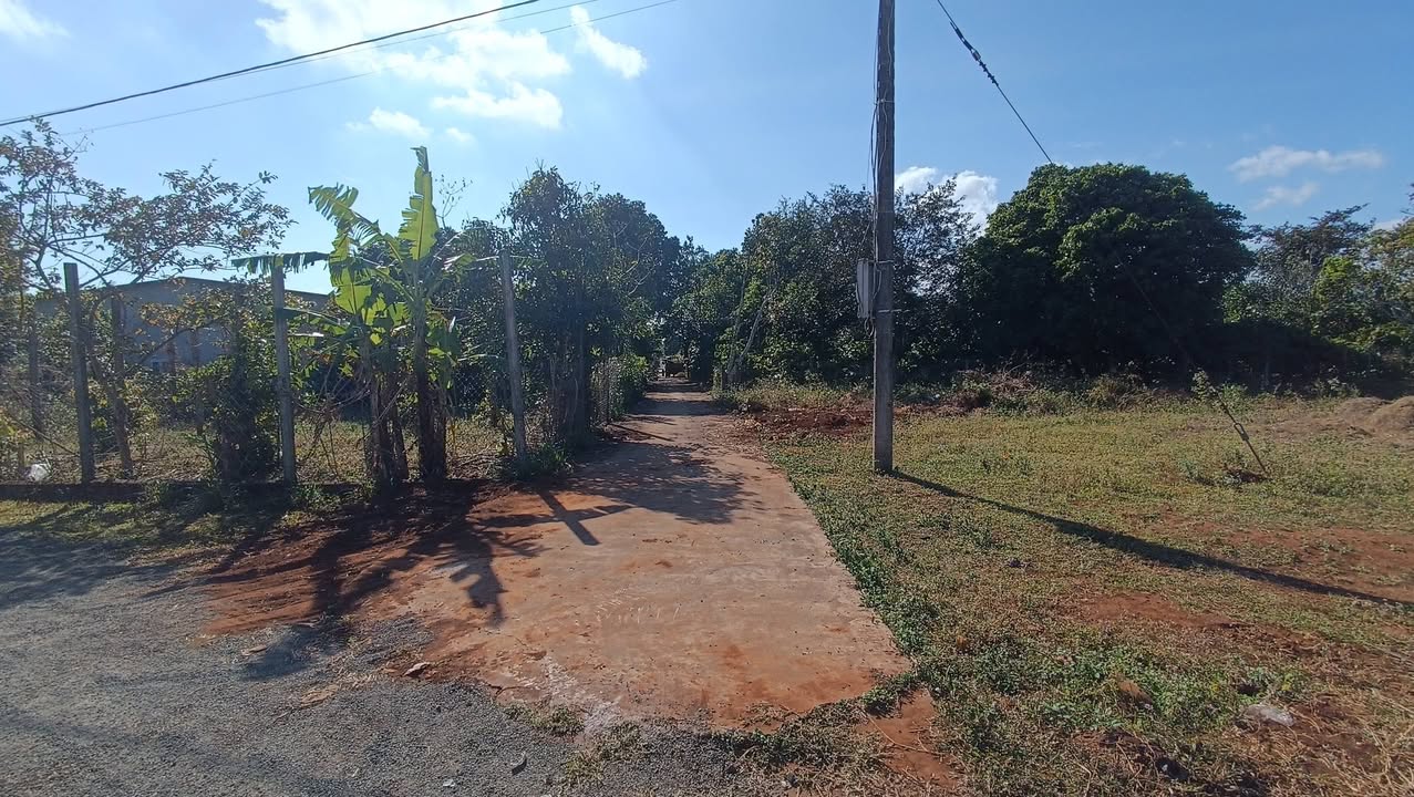 Đất thổ cư Biển Hồ, Pleiku 300m² giá chỉ 9xx triệu - Mặt tiền 2 đường lớn!