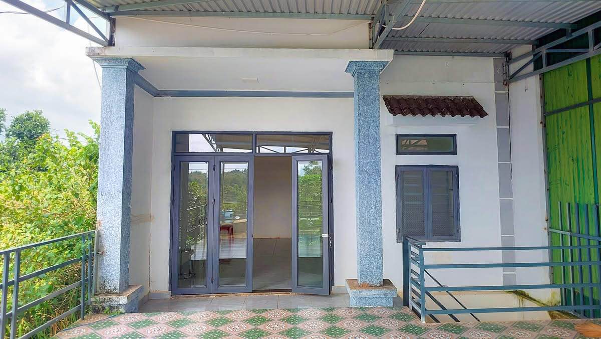 Nhà phố Nghĩa Phú, Gia Nghĩa 192m² giá 1.5 tỷ - Khu dân cư an ninh tốt!