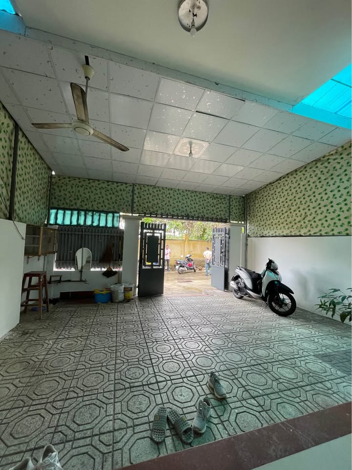 Nhà 2 mặt tiền đường Sử Hy Nhan, Vĩnh Hoà 100m² giá 8.4 tỷ - Cách biển chỉ 250m!