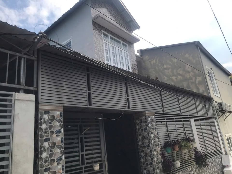 Nhà 2 tầng Vĩnh Thạnh Nha Trang 140m² giá 4.48 tỷ - Sẵn sàng vào ở!