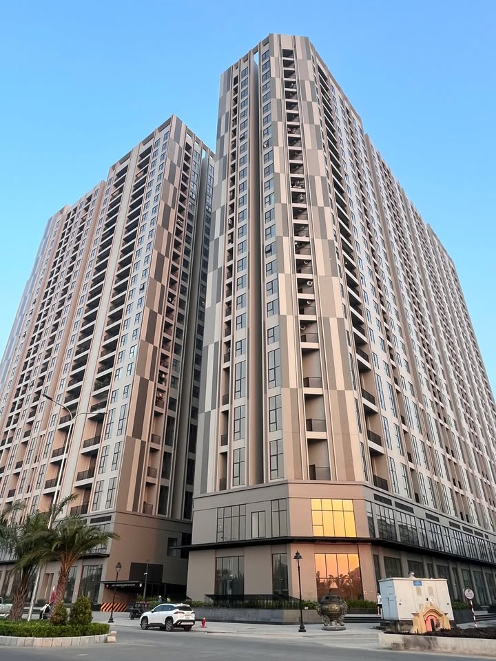 Chung cư Wisteria Hoài Đức 100m² giá 7.5 tỷ - Sổ đỏ chính chủ, sẵn sàng giao dịch!