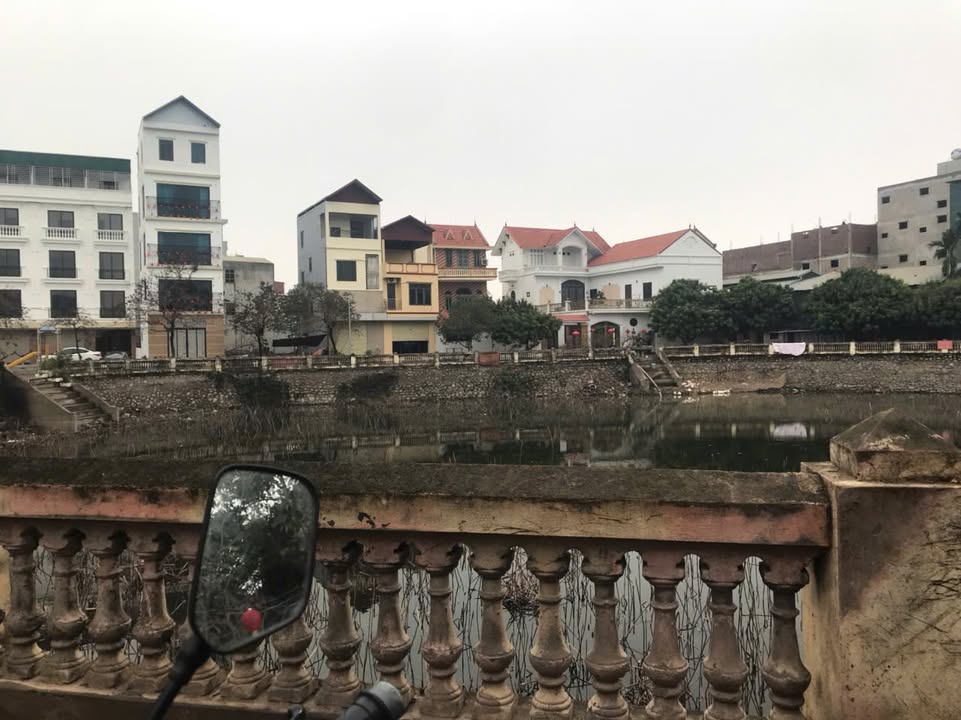 Nhà Dương Khuê Cầu Giấy 80m² giá 23.5 tỷ - Ô tô đỗ trước nhà, view hồ sen tuyệt đẹp!