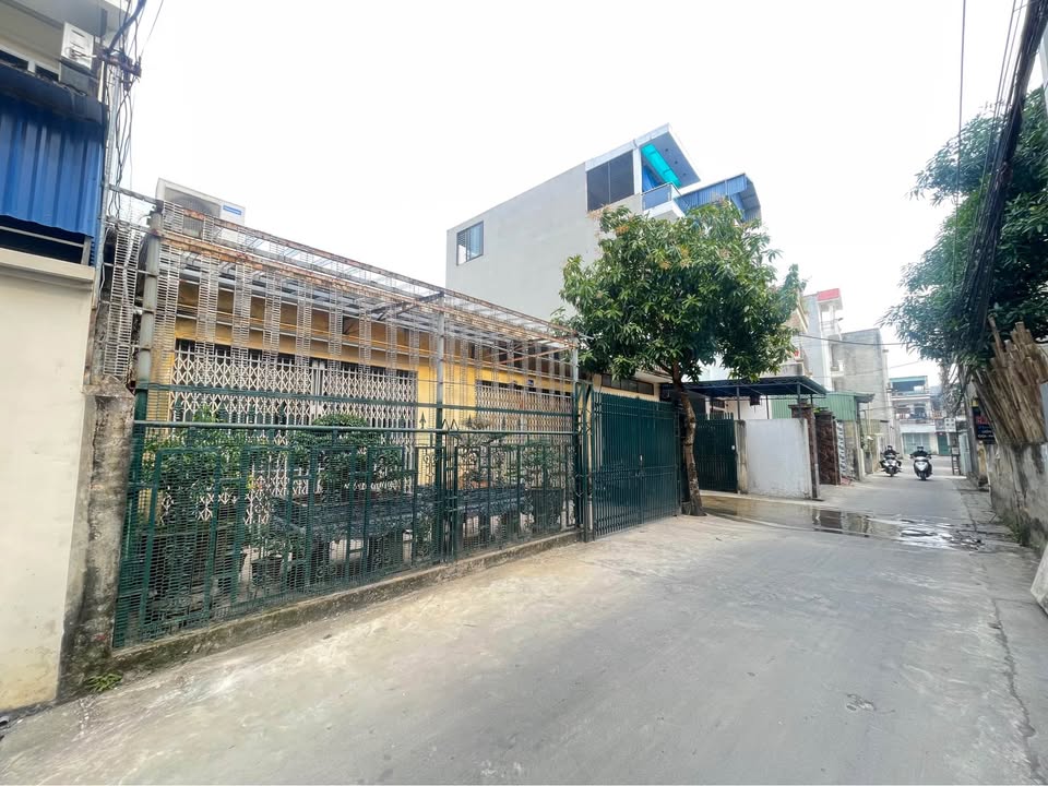 Nhà xưởng cho thuê tại ngõ 245 đường Kênh 600m² giá 36 triệu - Hệ thống đầy đủ!