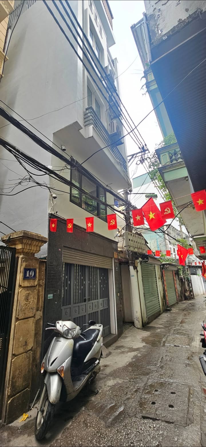 Nhà riêng Đội Cấn - Liễu Giai 90m² giá 16.3 tỷ - Chính chủ bán gấp!