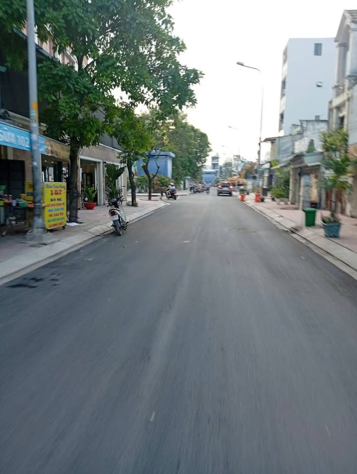 Mặt tiền kinh doanh khu dân cư Nam Hùng Vương, An Lạc 92m² giá 8.2 tỷ - Cơ hội đầu tư hấp dẫn!