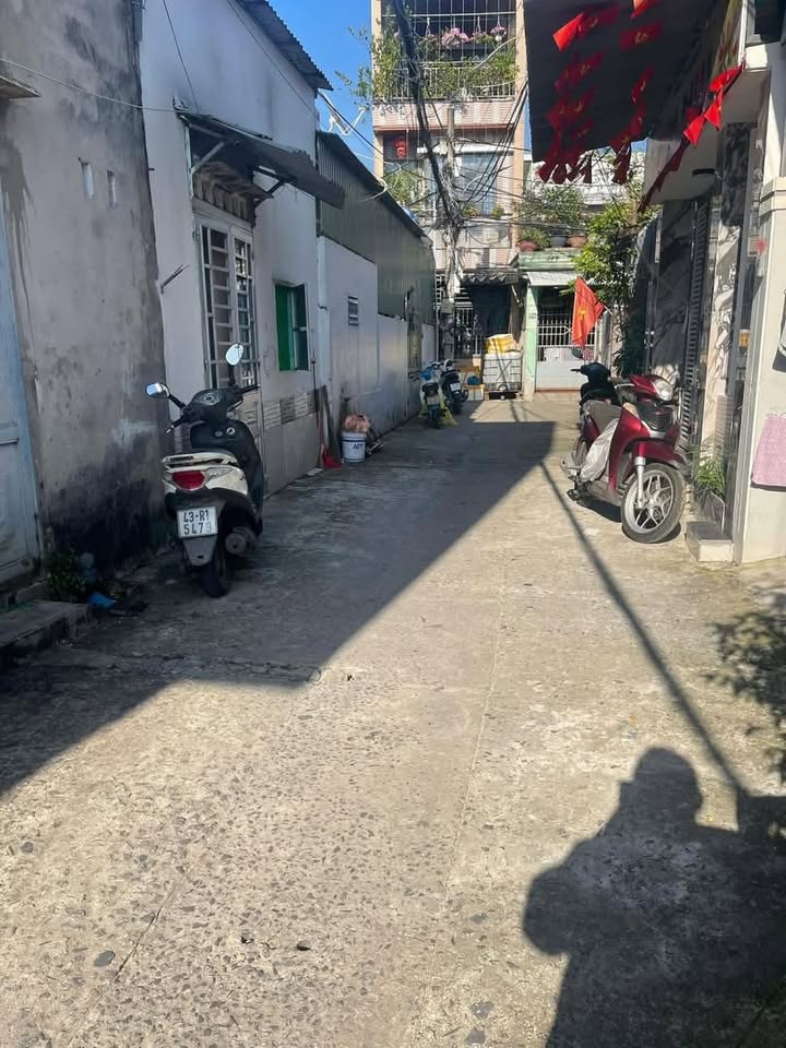 Nhà cho thuê kiệt ô tô tải Lê Tấn Trung, Thọ Quang, 100m² - Giá chỉ 7 triệu/tháng!