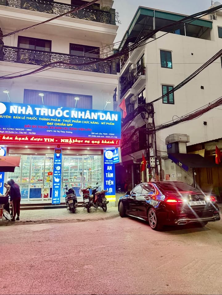 Nhà đẹp ngõ 38 Xuân La, Tây Hồ 55m² giá thương lượng - Kinh doanh đỉnh, ô tô đỗ cửa!