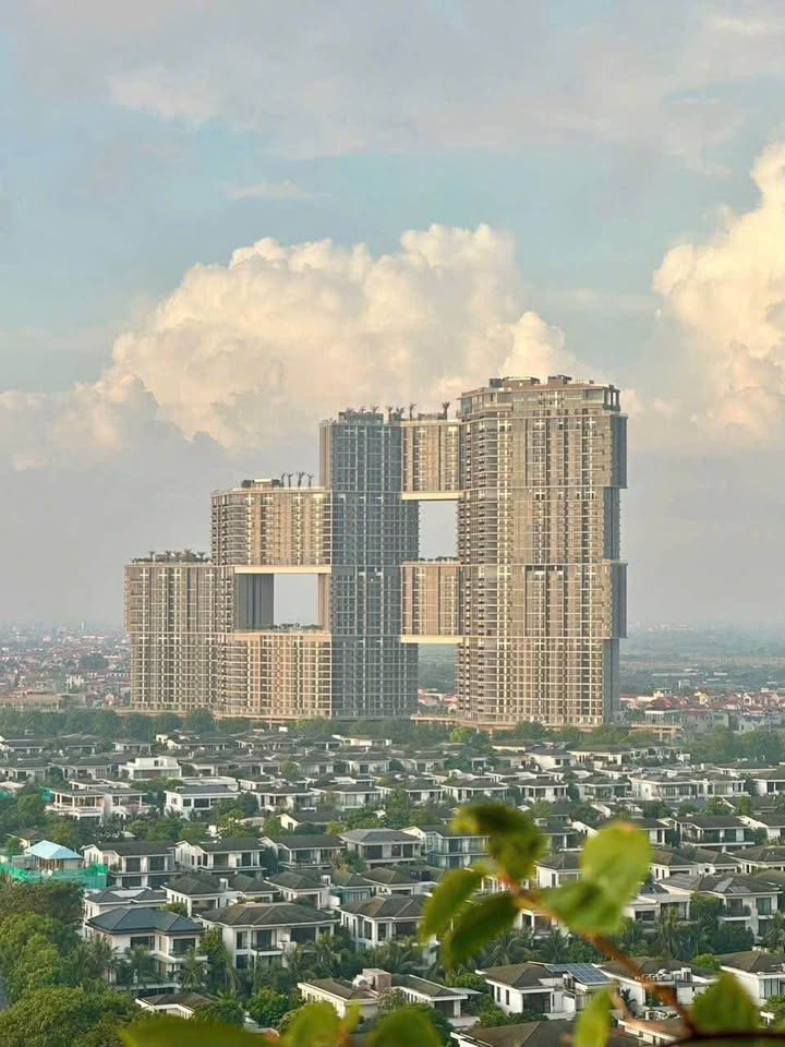 Căn hộ Skyforest 125m² giá 13 tỷ - Sân vườn riêng lý tưởng!