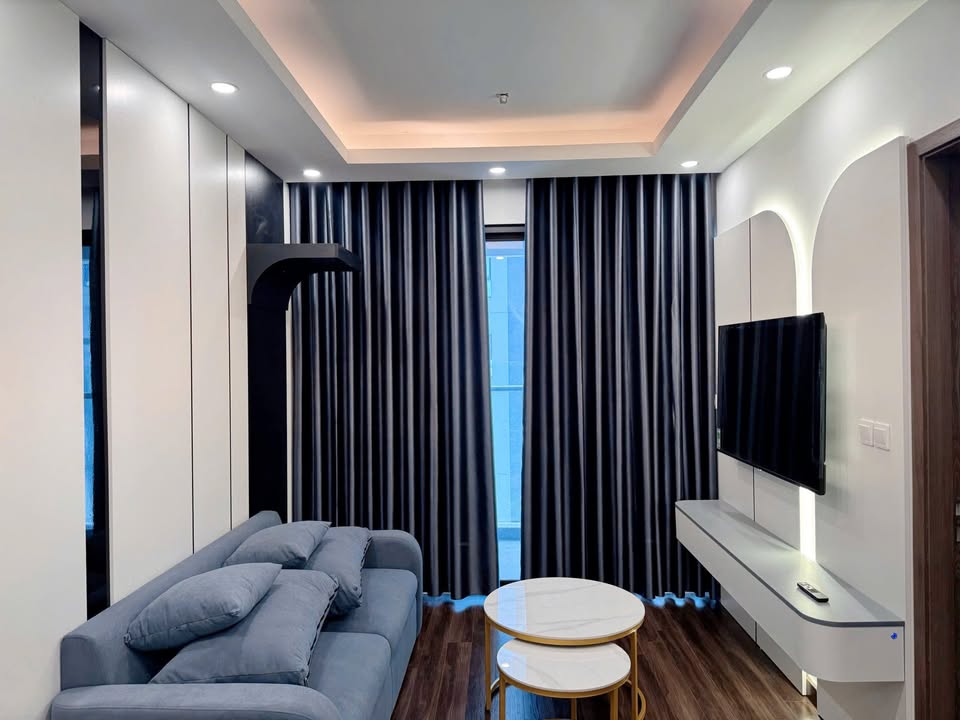 Căn hộ Hoàng Huy Commerce Hải Phòng 2PN giá 10.5 triệu - Full đồ mới tinh, view bể bơi!