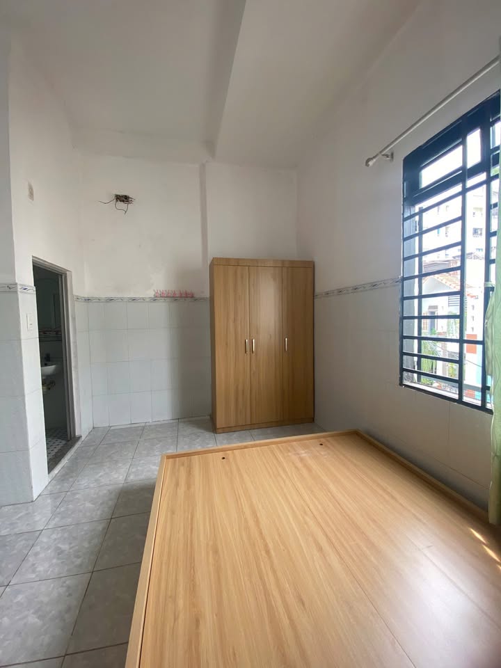 Chính chủ cho thuê CHDV Phan Văn Hớn Quận 12 - Full nội thất chỉ 2.8 triệu/tháng!