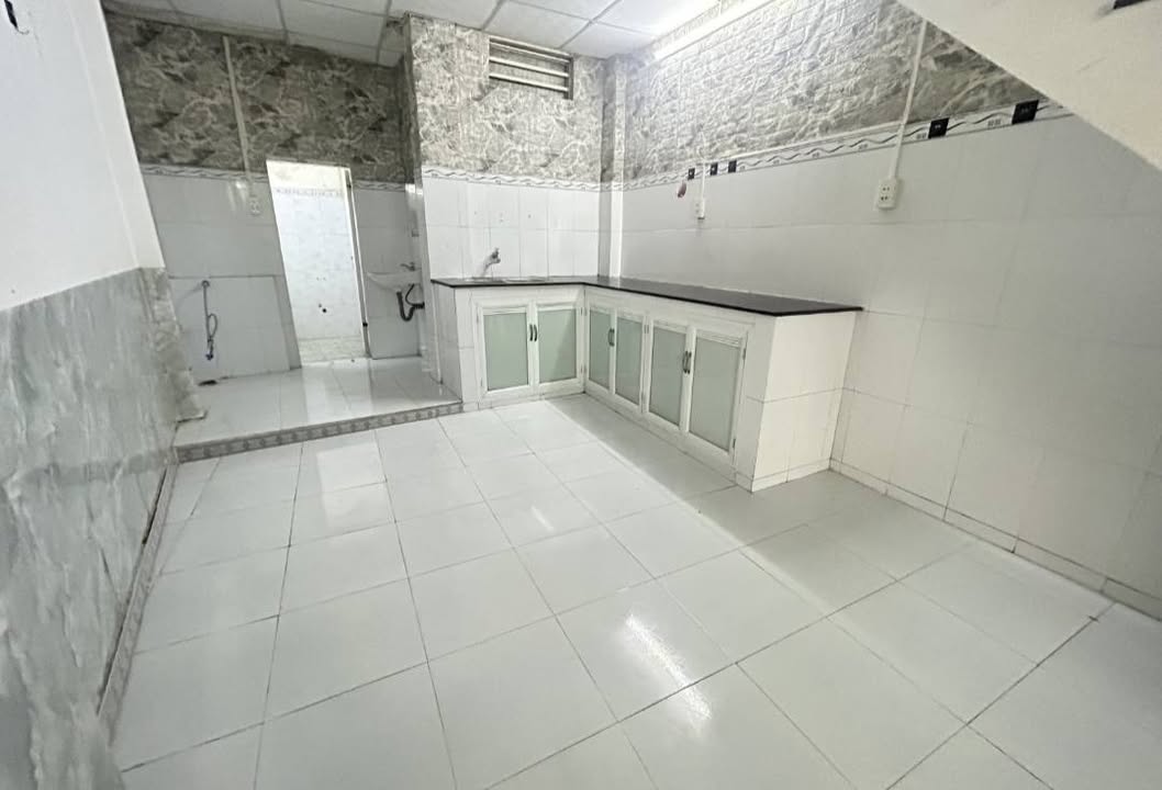 Nhà bán Hoàng Diệu, Hải Châu 37.3m² giá 2 tỷ - Đầu tư sinh lời nhanh!