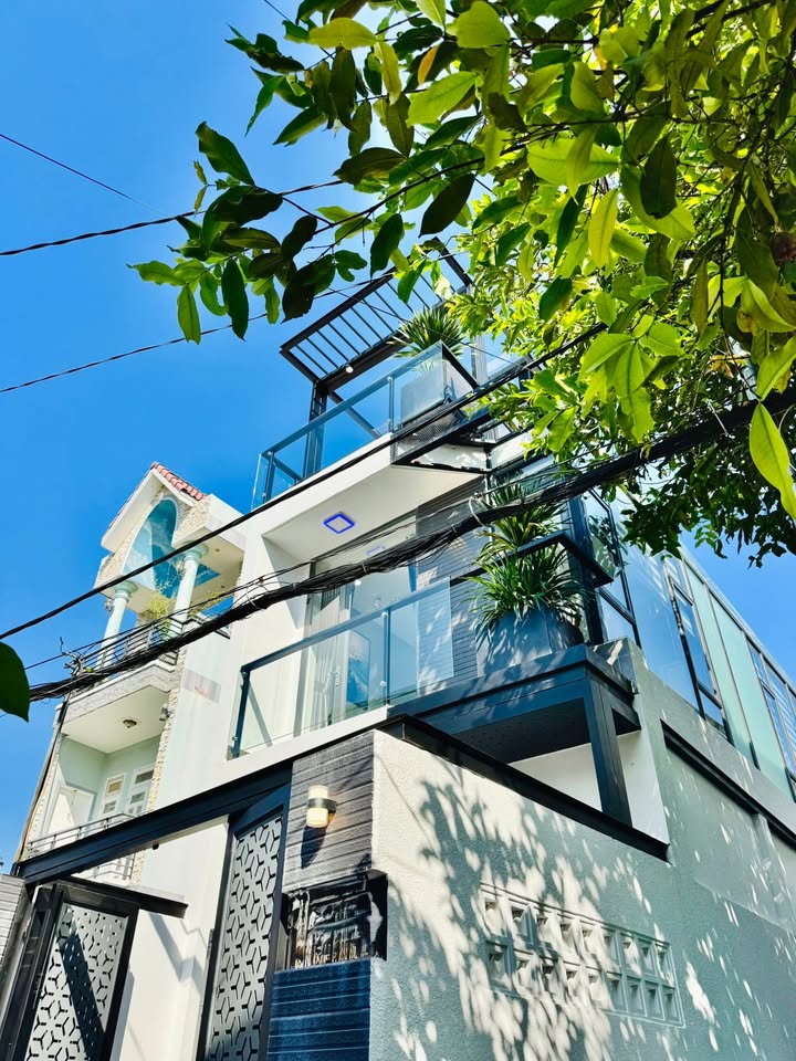 Nhà đẹp 3 phòng ngủ Gò Vấp 49m² giá 6.58 tỷ - Full nội thất sang trọng!