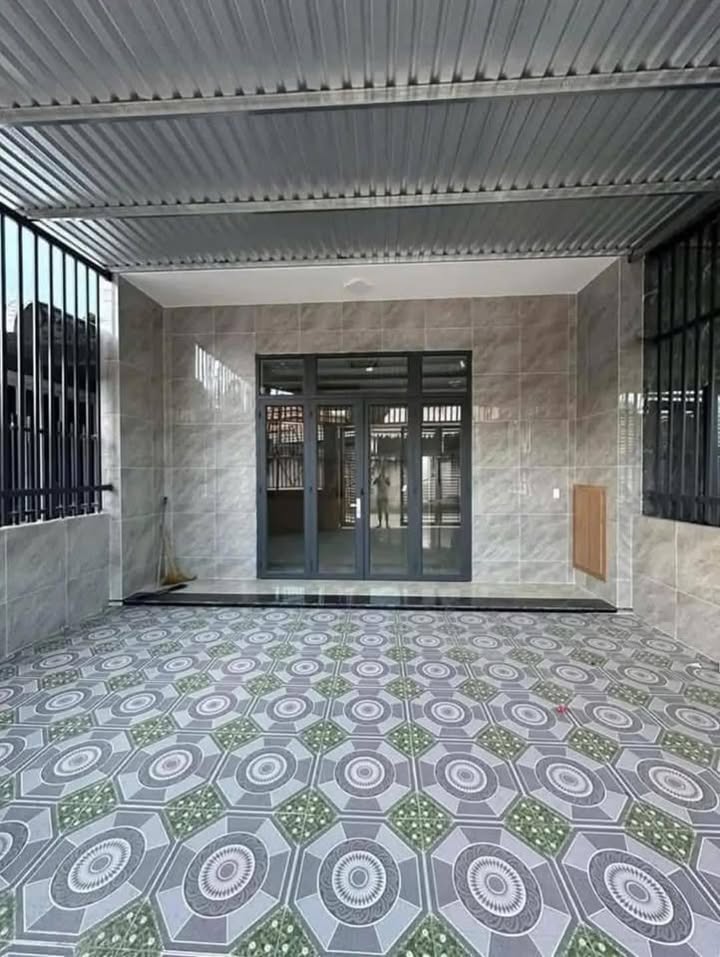 Nhà cấp 4 Hóc Môn 60m² giá 380 triệu - Chính chủ sổ hồng ngay chợ Xuân Thới Thượng!