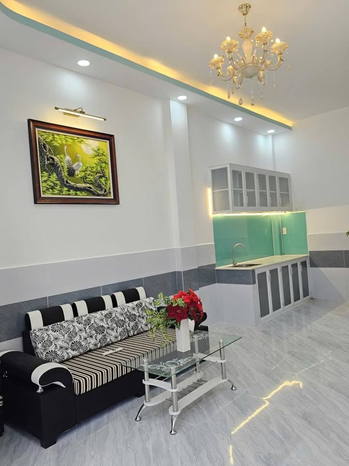 Nhà phố đường Âu Dương Lân, Quận 8 - 28m² giá 4.25 tỷ - Sẵn sàng dọn vào ở ngay!