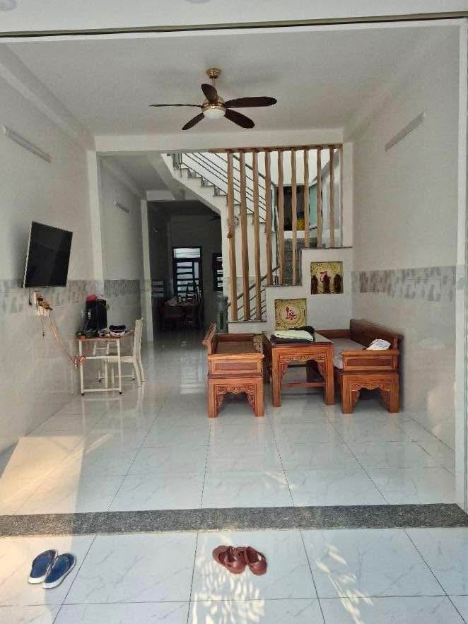 Nhà 2 tầng hẻm Lê Trọng Tấn 84m² giá 6.8 tỷ - Khuôn đất đẹp, gần chợ!