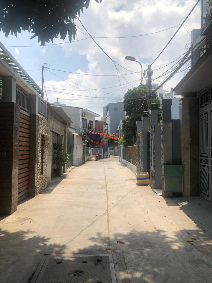 Nhà phố Cát Lái, Quận 2, 47m², giá 4.5 tỷ - Sổ hồng chính chủ, lô góc thoáng mát