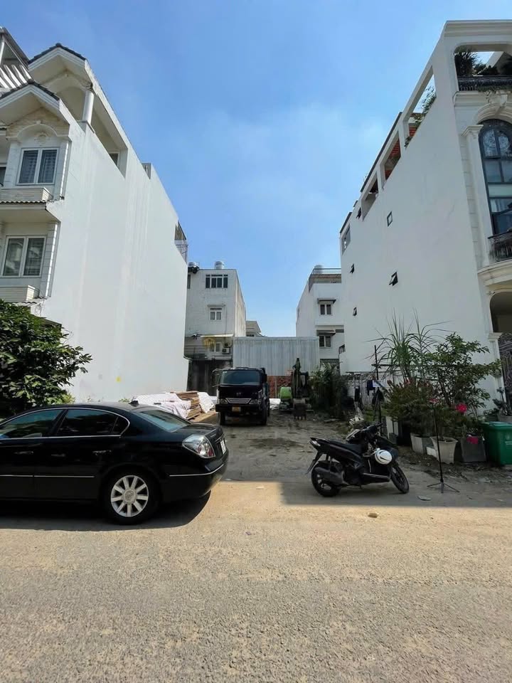 Đất nền đường số 10A, phường Bình An, quận 2, 223.8m² - Sổ hồng chính chủ!