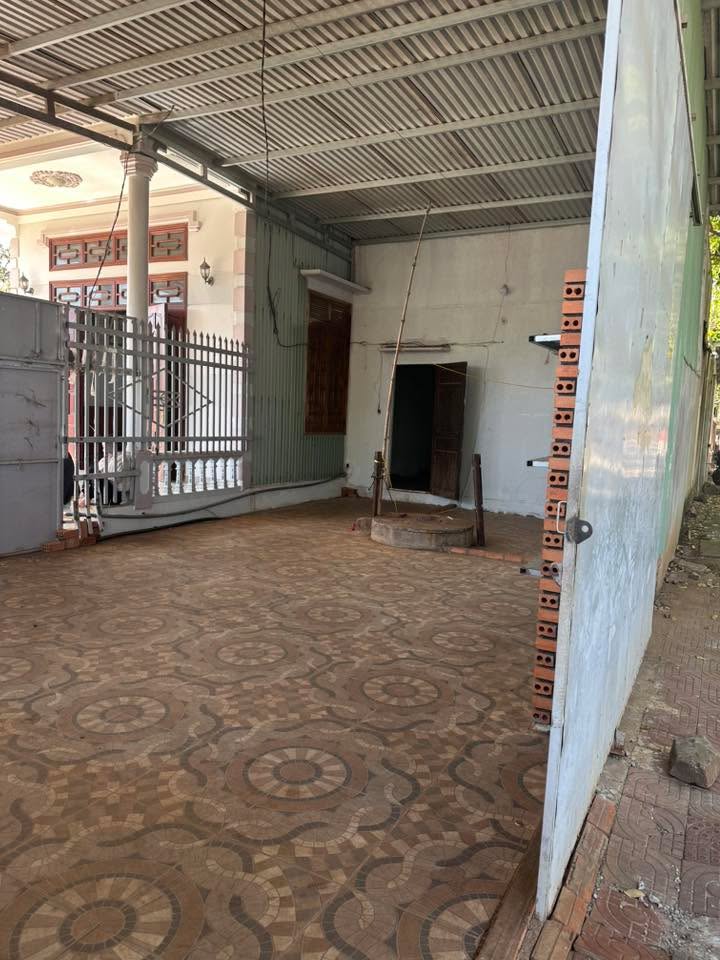 Cho thuê mặt bằng kinh doanh tại ngã tư 36 Nguyễn Du, Gia Lai - Vị trí đắc địa, giao thông thuận lợi!