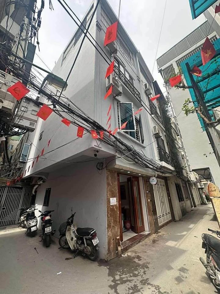 Nhà đẹp quận Nam Từ Liêm 36m² giá 10 tỷ - Sổ đỏ chính chủ