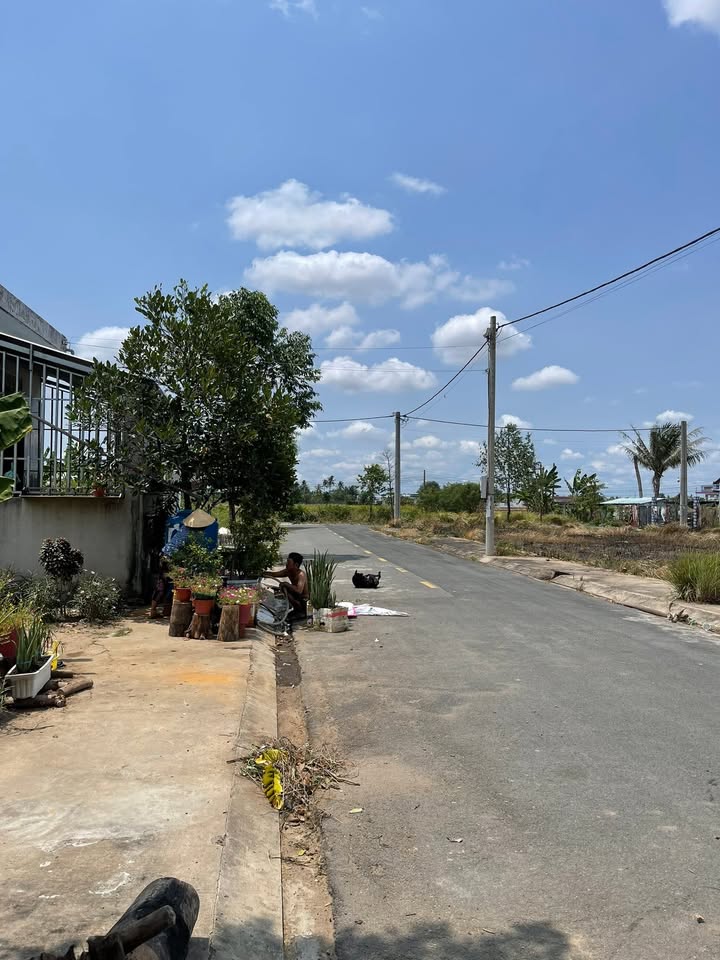 Đất nền KDC Nam Phong Dragon, Tân Trạch, Long An 88m² - Giá chỉ 1.1 tỷ, thương lượng ngay!