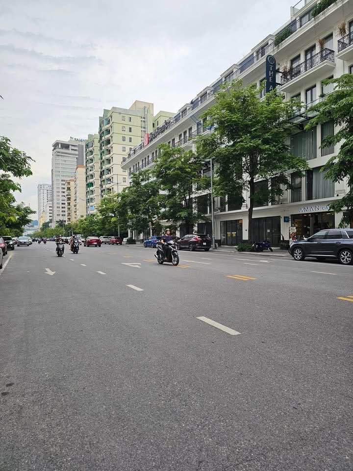 Nhà bán mặt đường 25/4, Hạ Long, 55m² - Giá chỉ 5 tỷ!