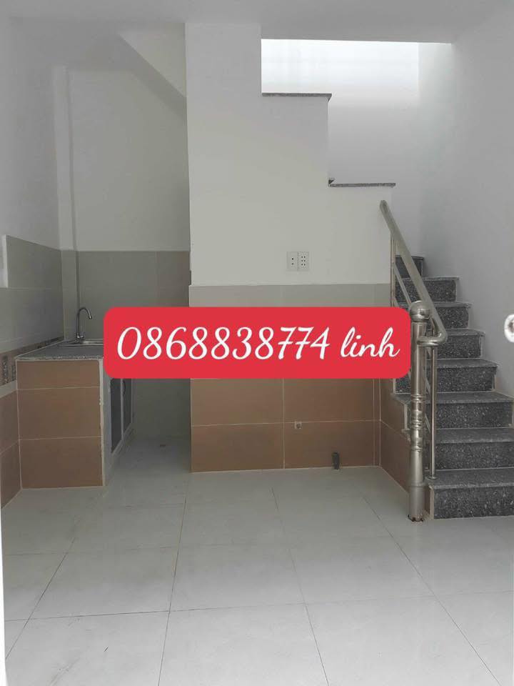 Nhà cho thuê 1 trệt 1 lầu tại Hiệp Thành, quận 12, diện tích 15m² - Giá chỉ 3 triệu/tháng!