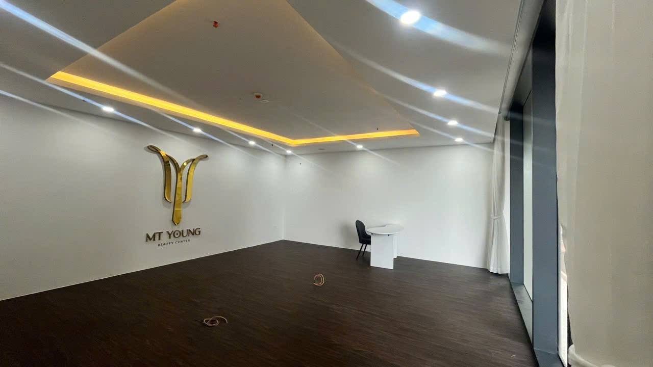 Cho thuê văn phòng tại Ecogreen Tòa E 42m² giá 12 triệu - Không chung chủ, bảo đảm riêng tư!