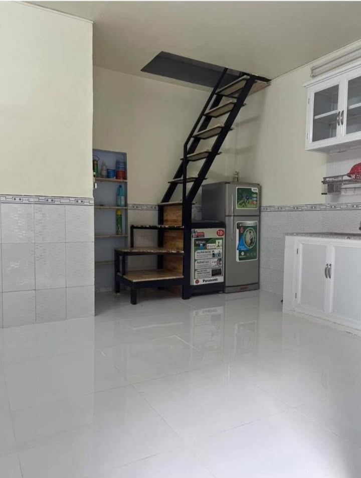 Nhà nguyên căn cho thuê tại Tân Phú 16m² giá chỉ 5 triệu - An ninh tốt, tiện nghi đầy đủ!