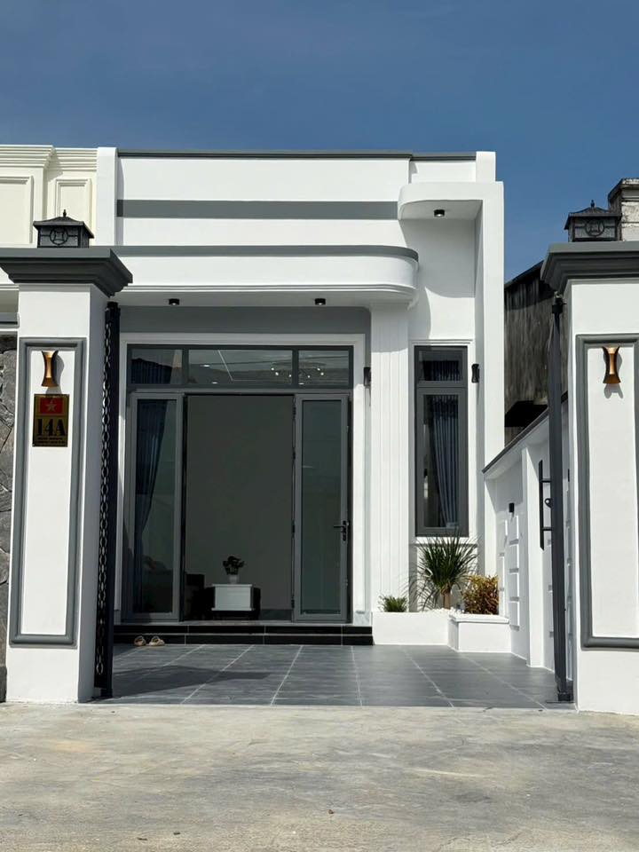 Nhà liền kề Hẻm 56 Nguyễn Văn Linh 279m² giá 1.69 tỷ - Thiết kế hiện đại, tiện ích đầy đủ!