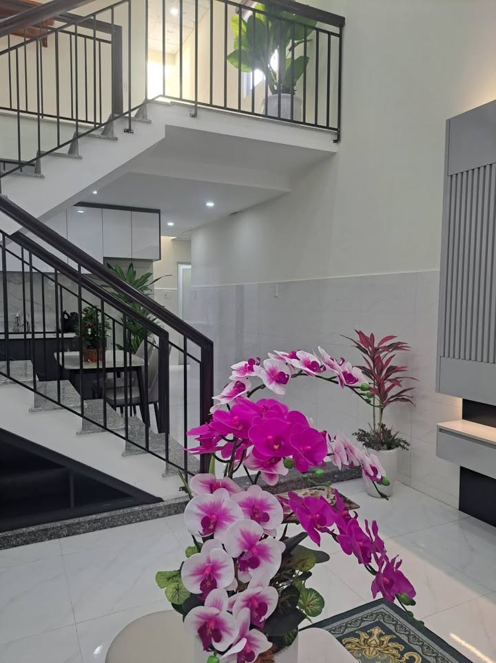 Nhà 2 tầng Trần Xuân Lê, Đà Nẵng 73m² giá 4 tỷ - Thiết kế hiện đại, nở hậu đẹp!