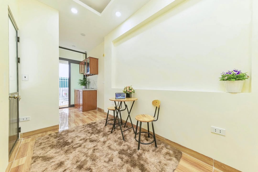 Căn hộ 1PN 1WC Ngõ 280 Tựu Liệt 3.7 triệu - Ban công thoáng mát, thang máy hiện đại