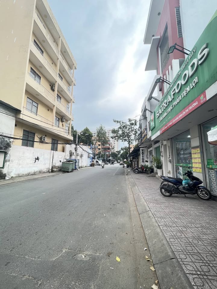 FrontHouse Bàu Cát 52m² giá 15.7 tỷ - Dòng tiền ổn định, mặt tiền đẹp!