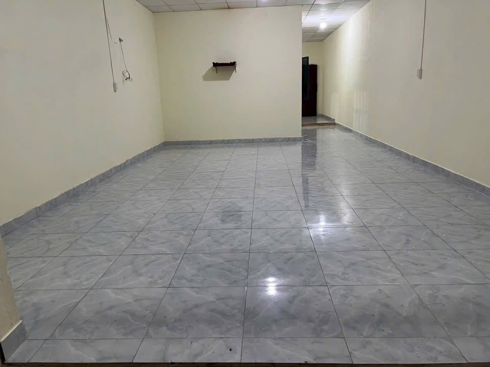 Nhà cấp 4 Tân Hiệp 110m² giá 1.85 tỷ - Gần chợ và trường học!