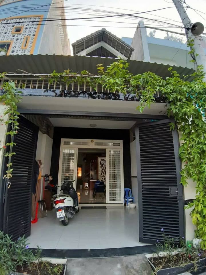 Nhà vườn An Phú Đông Q12, 72m² giá 5.5 tỷ - Sẵn sàng vào ở ngay!