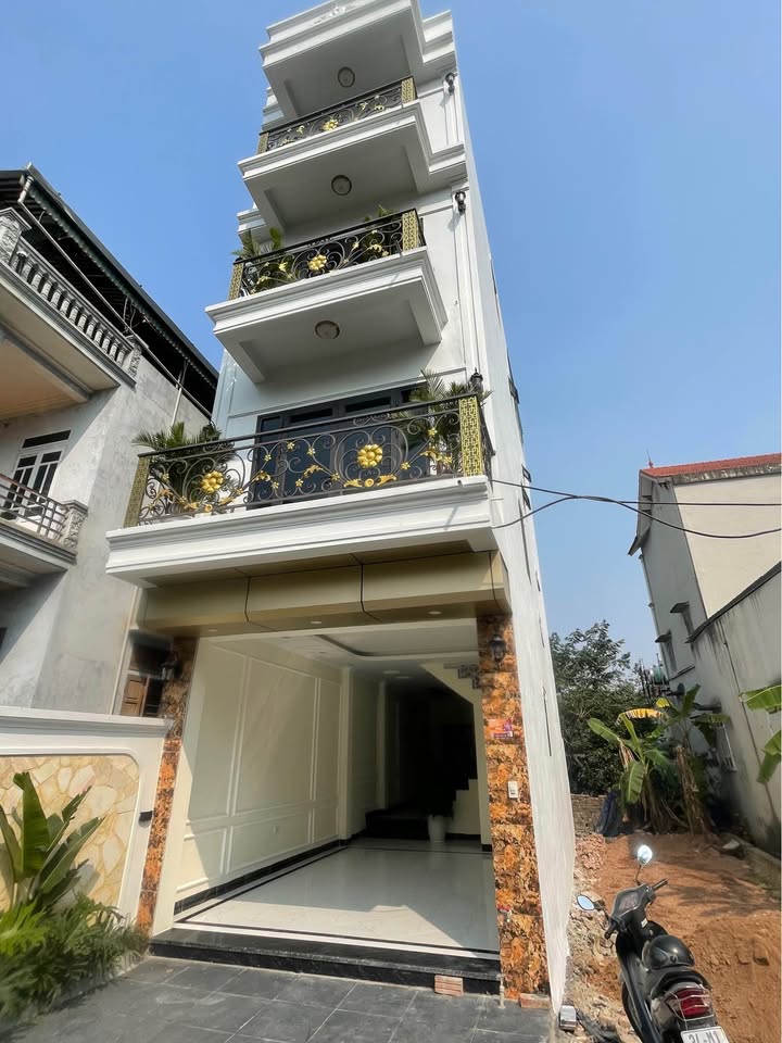 Nhà riêng phố Long Châu, Chương Mỹ 62.3m² giá 5.4 tỷ - Sẵn sàng vào ở ngay!