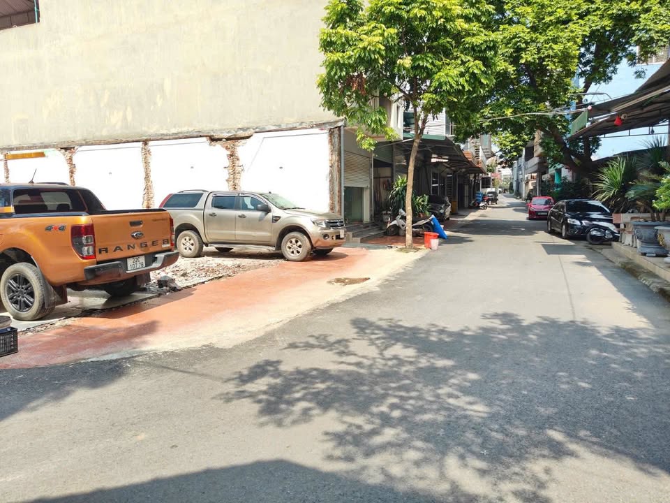 Đất nền phường Thanh Miếu, Việt Trì 75m² giá 3 tỷ - Ô góc 3 mặt tiền, giao thông thuận lợi!