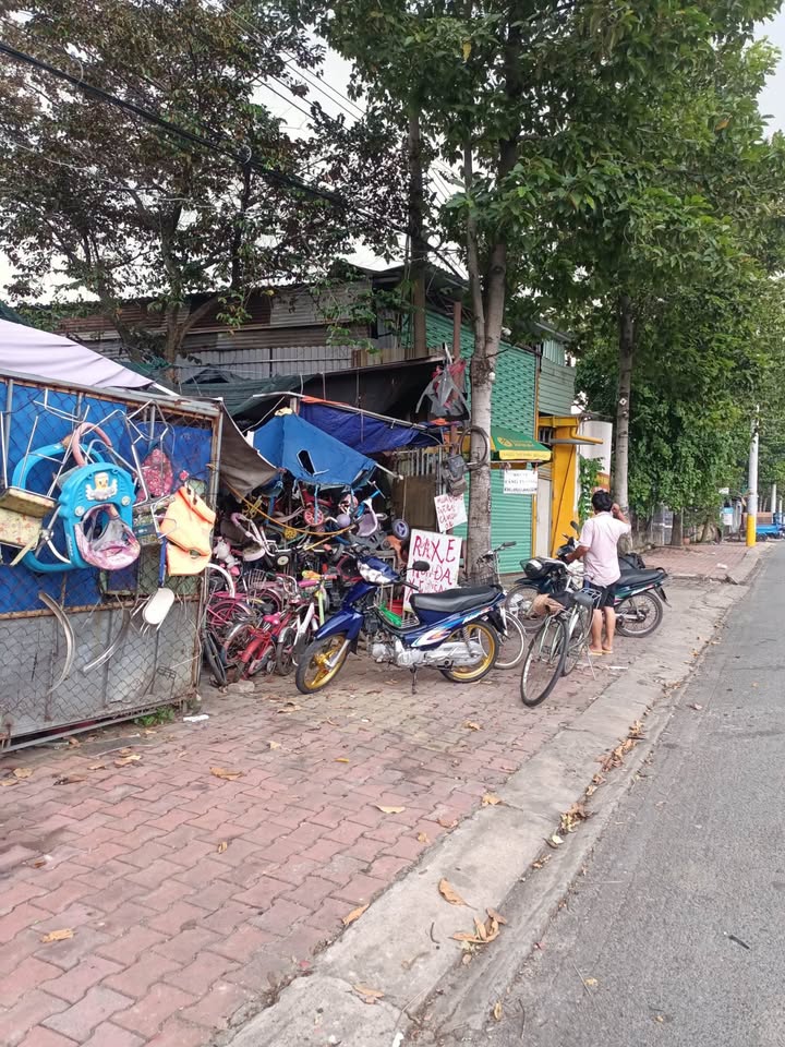 Đất mặt tiền đường Nguyễn Thị Minh Khai, Thủ Dầu Một 277m² giá 7 tỷ - Cơ hội đầu tư tuyệt vời!