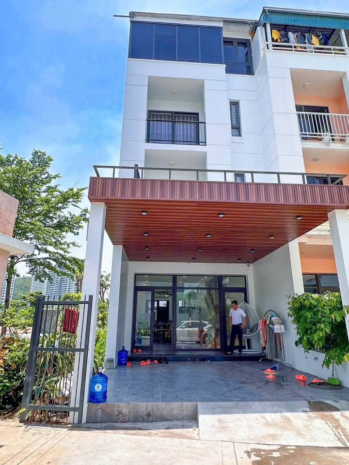 Townhouse Lotus Residence Hạ Long 98.38m² giá 11 tỷ - Căn góc 2 mặt thoáng, vào ở ngay!