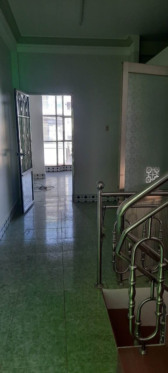 Nhà mặt tiền kinh doanh 3 tầng tại Phan Thiết 62m² giá 5.3 tỷ - Đầu tư sinh lời ngay!