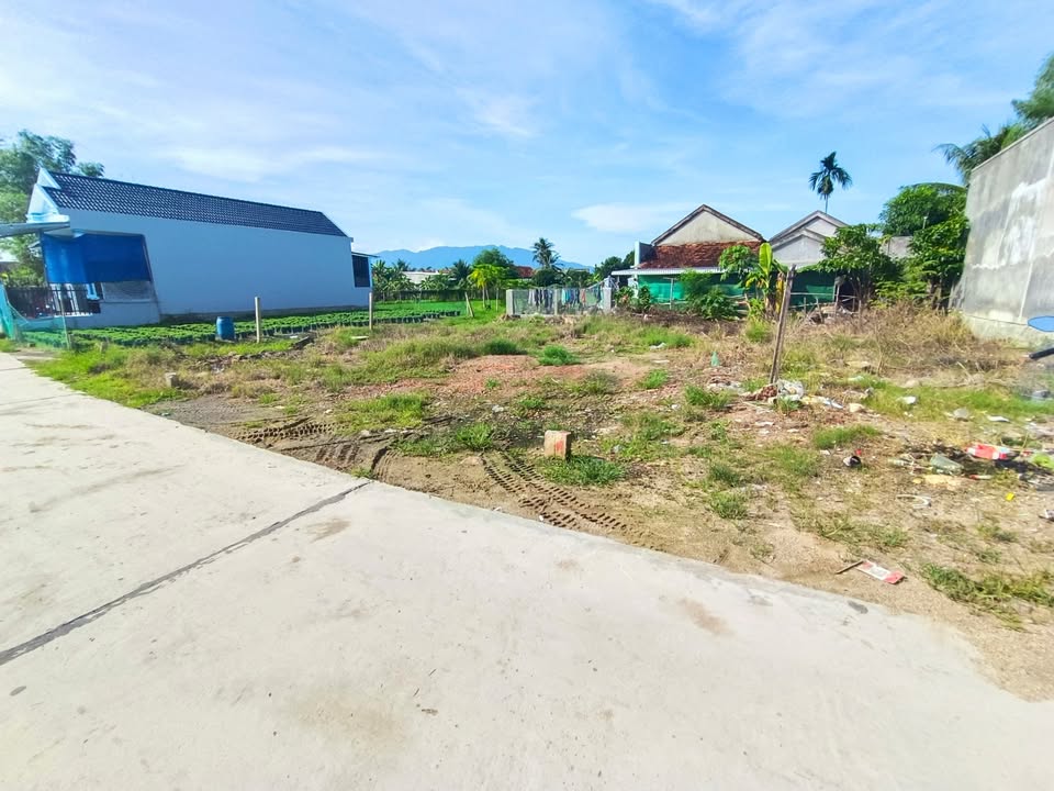 Đất thổ cư Ninh Thân, Ninh Hòa 120m² giá 300 triệu - Cơ hội đầu tư tuyệt vời!